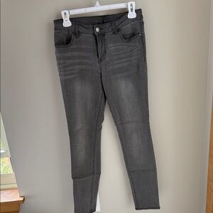 Old Navy Women's Charcoal Skinny Jeans